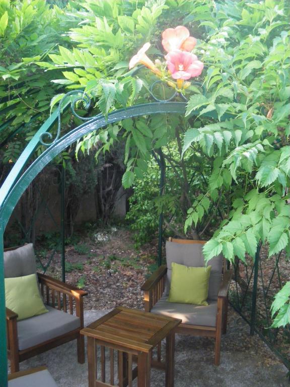 Mira Ceti Yurt Bed and Breakfast Σετ Εξωτερικό φωτογραφία