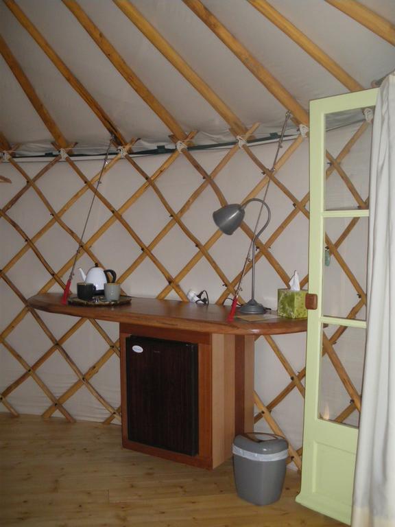 Mira Ceti Yurt Bed and Breakfast Σετ Εξωτερικό φωτογραφία